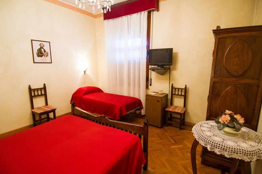 Hotel I Due Foscari Busseto Pokój zdjęcie